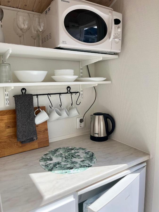 Sea View Chalet Hjalteby Bagian luar foto